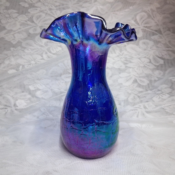Vintage Gibson Glass Vase Iridescent Blue Ruffle Top Carnival Crackle Finish 6.5 - Picture 6 of 17